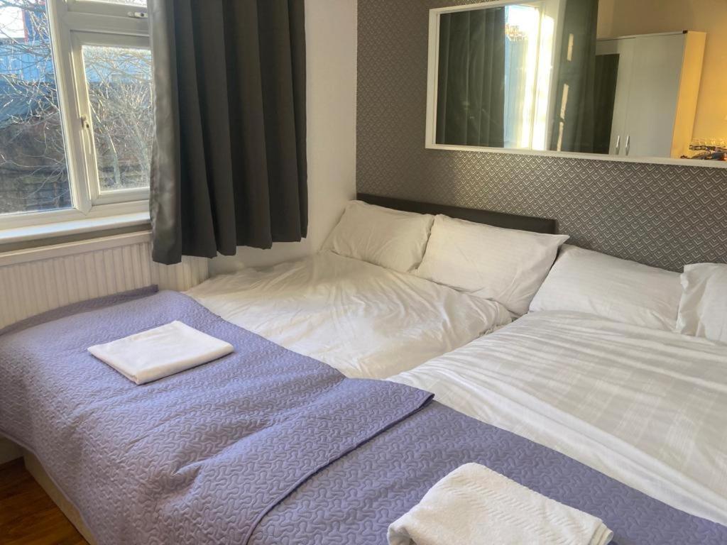 Twin Towerd Hotel London Luaran gambar
